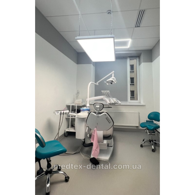Стоматологічний світильник StomSvit Dental для кабінету Soho